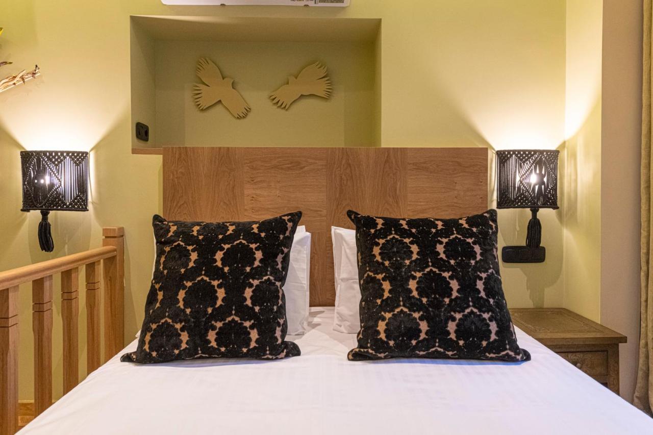 Ipelhome - Plaka Boutique Apartments Атина Екстериор снимка
