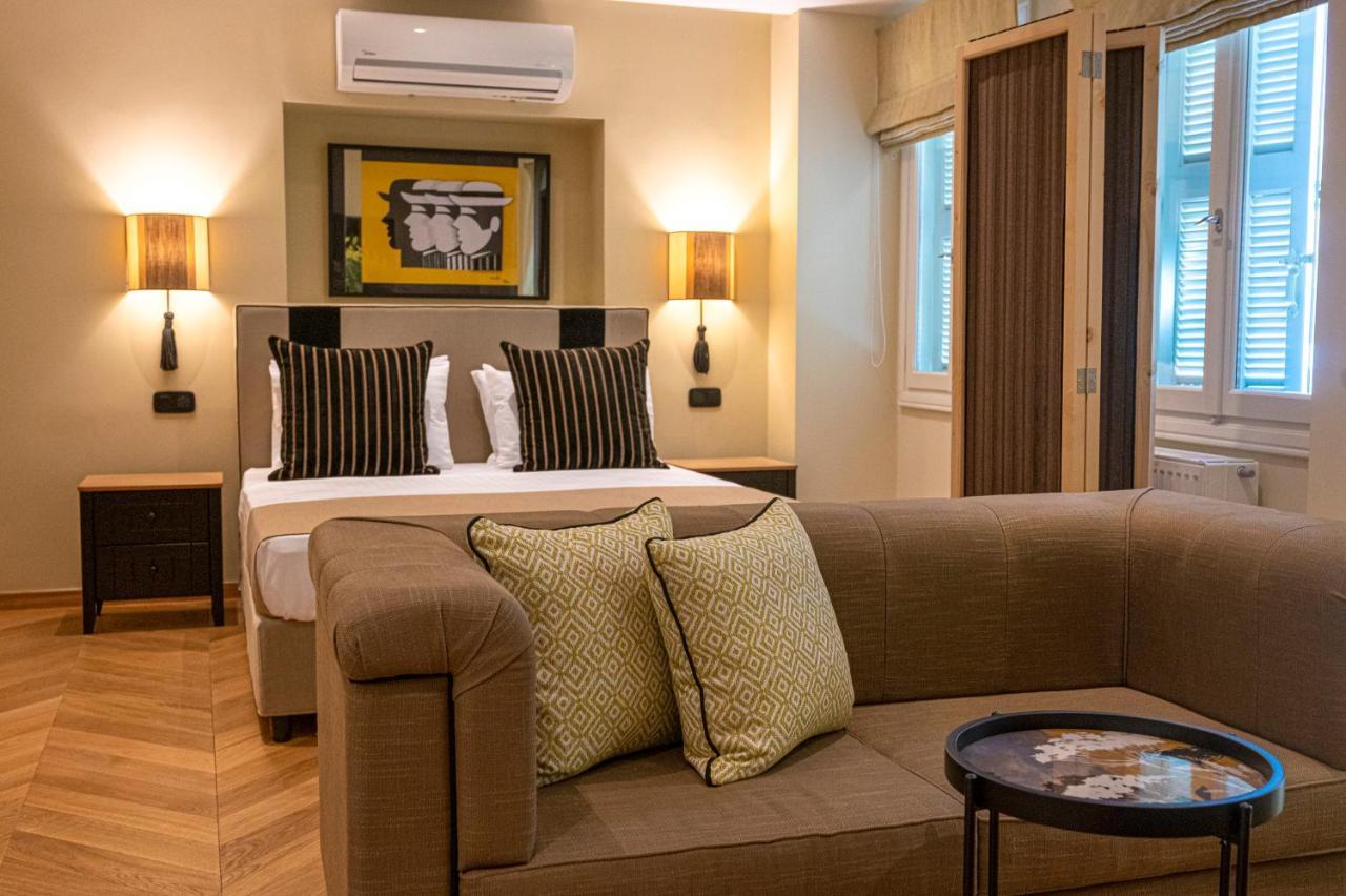 Ipelhome - Plaka Boutique Apartments Атина Екстериор снимка