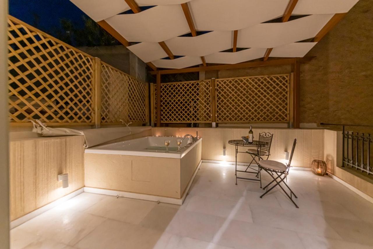 Ipelhome - Plaka Boutique Apartments Атина Екстериор снимка