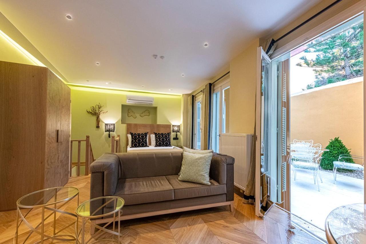 Ipelhome - Plaka Boutique Apartments Атина Екстериор снимка