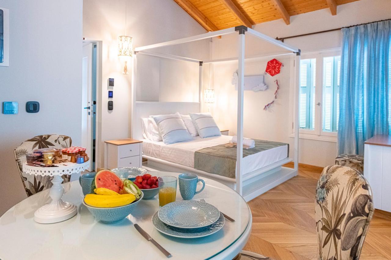 Ipelhome - Plaka Boutique Apartments Атина Екстериор снимка