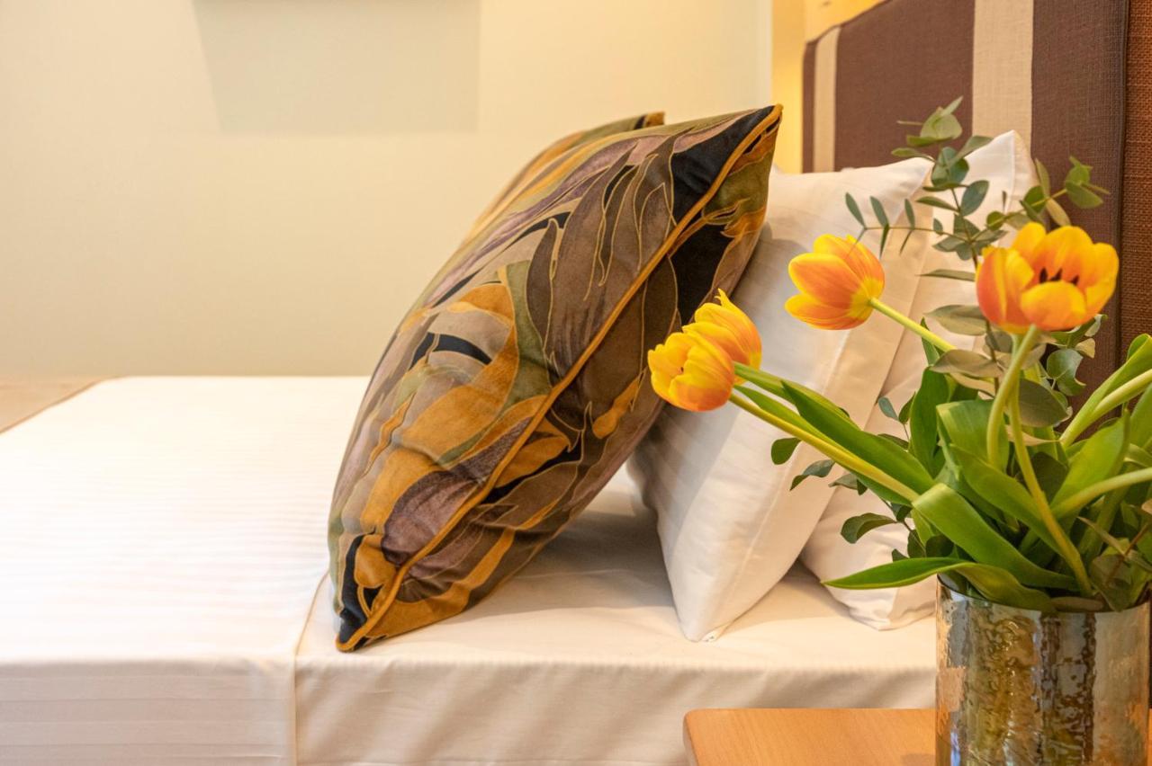 Ipelhome - Plaka Boutique Apartments Атина Екстериор снимка