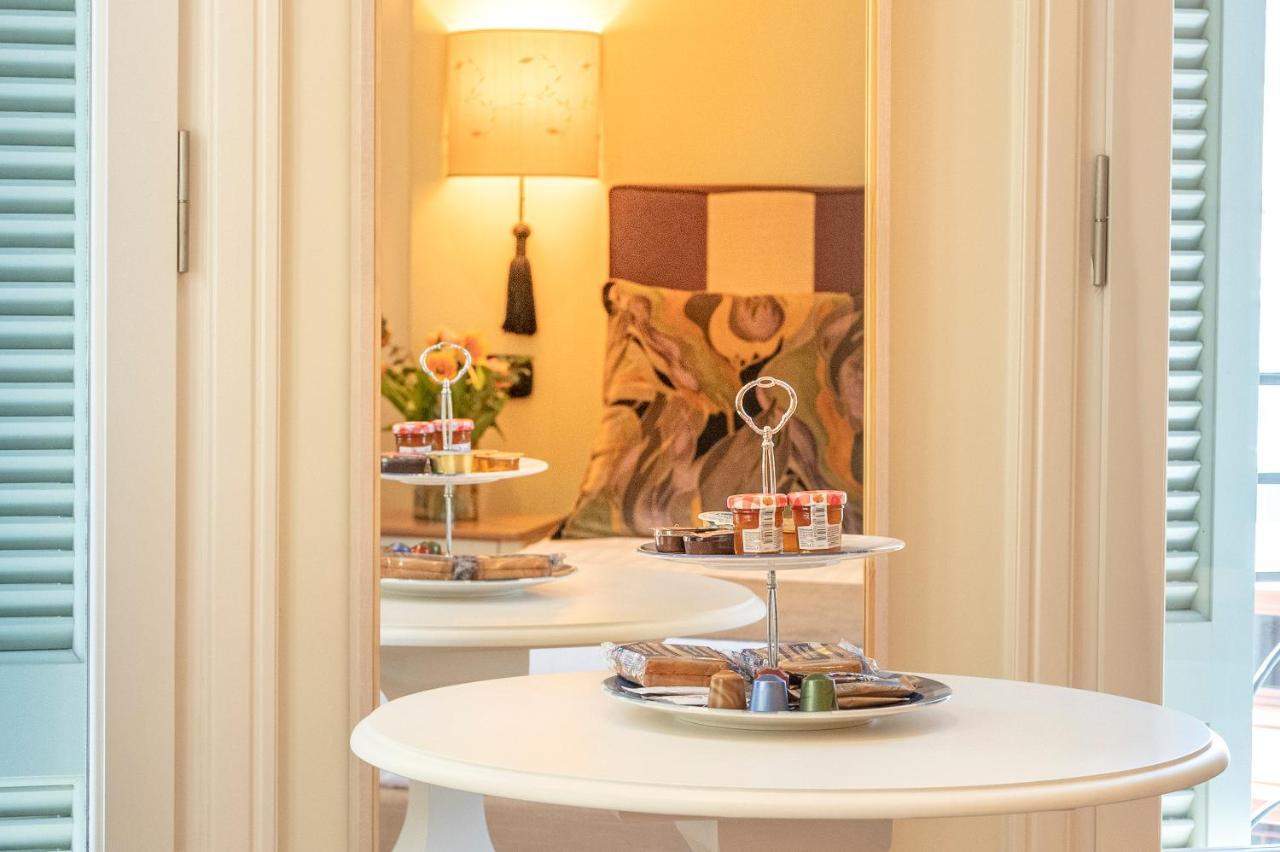 Ipelhome - Plaka Boutique Apartments Атина Екстериор снимка