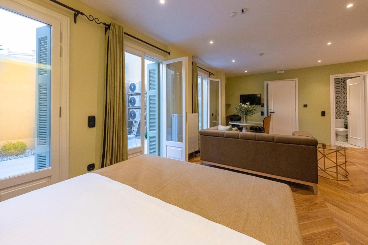Ipelhome - Plaka Boutique Apartments Атина Екстериор снимка