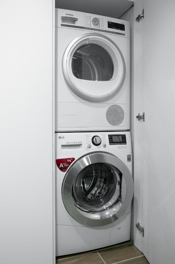 Ipelhome - Plaka Boutique Apartments Атина Екстериор снимка